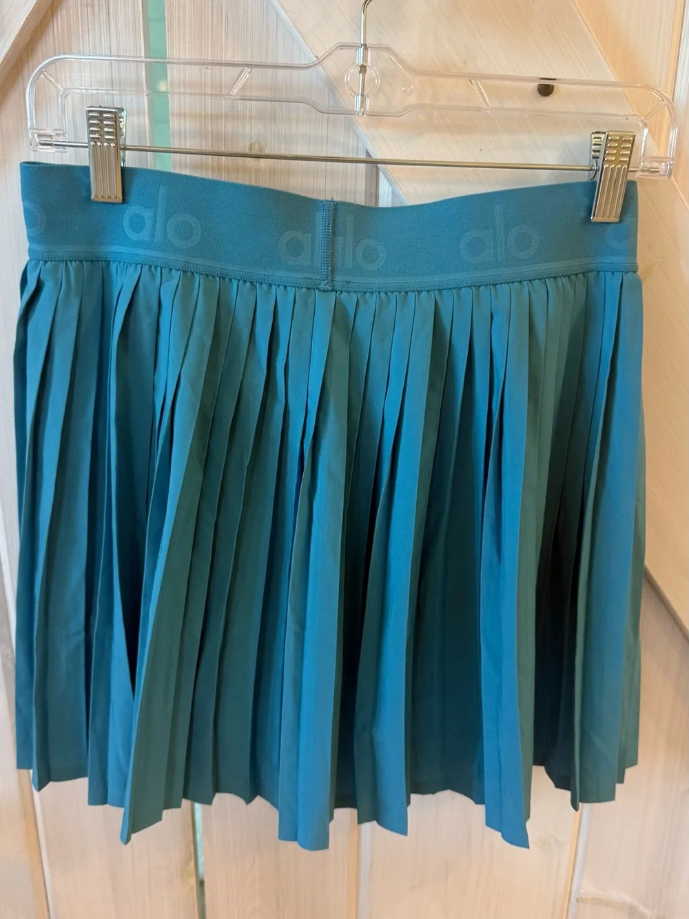 🩵ALO Yoga Teal Pleated Skater Skirt🩵